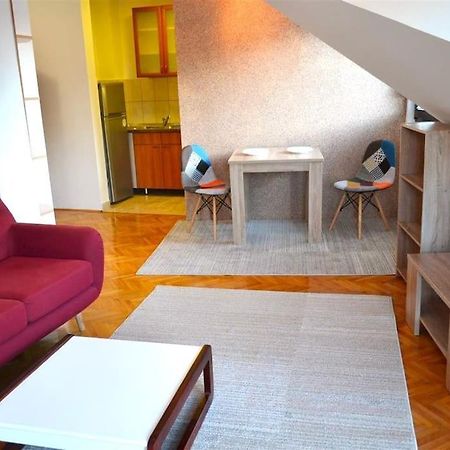City Centre Loft Скопье Экстерьер фото